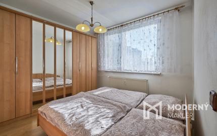 Na predaj 4-izbový byt s loggiou v centre mesta Snina