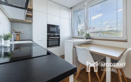 Na predaj slnečný 3-izbový byt v centre mesta Snina