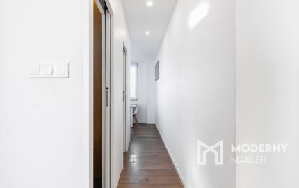 Na predaj slnečný 3-izbový byt v centre mesta Snina