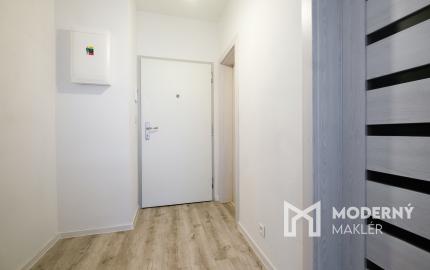 Na prenájom luxusný 2-izbový byt s balkónom a parkovacím státím vo vyhľadávanej lokalite v Prešove