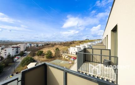 Na prenájom luxusný 2-izbový byt s balkónom a parkovacím státím vo vyhľadávanej lokalite v Prešove