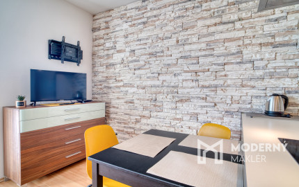 Na predaj priestranný 1-izbový byt v Miloslavove