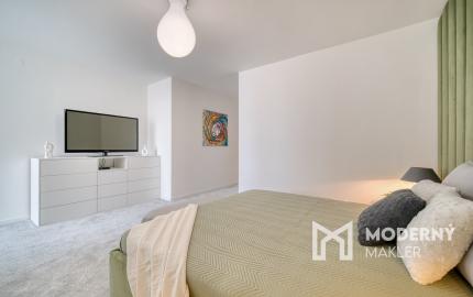 Na predaj 2-izbový byt s priestrannou terasou na Kolibe