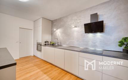 Na predaj 2-izbový byt s priestrannou terasou na Kolibe