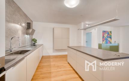 Na predaj 2-izbový byt s priestrannou terasou na Kolibe