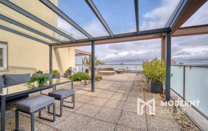 Na predaj 2-izbový byt s priestrannou terasou na Kolibe