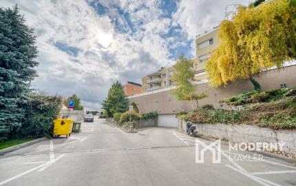 Na predaj 2-izbový byt s priestrannou terasou na Kolibe