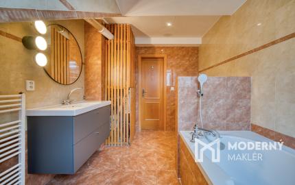 Na predaj netradičný loftový mezonet v srdci Starého Mesta