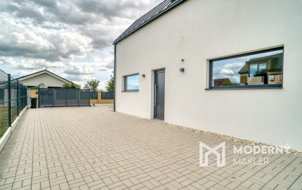 Na predaj nízkoenergetický 3-izbový rodinný dom pri jazere Nové Košariská