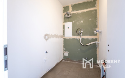 Predaj 4-izbová bytová jednotka v dvojdome v Lehniciach