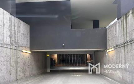 Na prenájom garážové parkovacie státie neďaleko OC Central v Bratislave