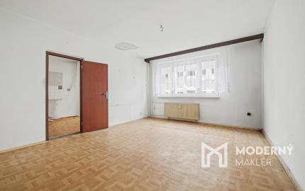 Na predaj priestranný 3-izbový byt v Martine - Zaturčie