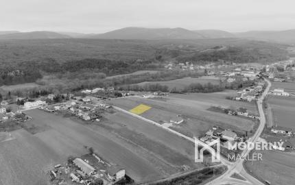 Na predaj pozemok v lokalite Pochabany