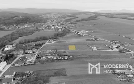 Na predaj pozemok v lokalite Pochabany