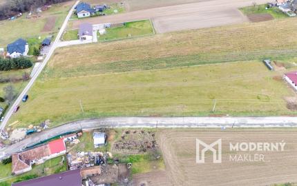 Na predaj pozemok v lokalite Pochabany