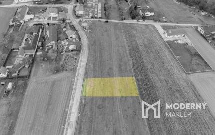 Na predaj pozemok v lokalite Pochabany