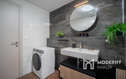 Na prenájom 2-izbový byt so šatníkom v Eurovea Tower – Bratislava