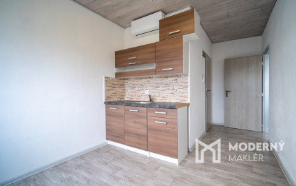 Na predaj polyfunkčná budova v obci Bardoňovo