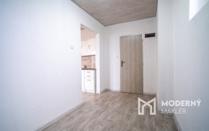 Na predaj polyfunkčná budova v obci Bardoňovo