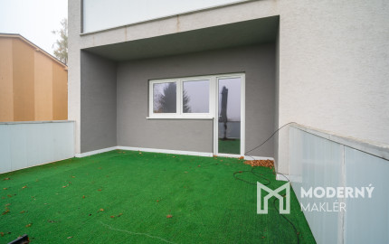 Na predaj polyfunkčná budova v obci Bardoňovo