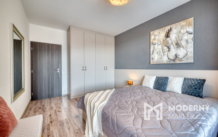 REZERVOVANÉ: Na predaj 2-izbový zariadený byt v novostavbe Bory