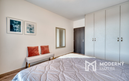 REZERVOVANÉ: Na predaj 2-izbový zariadený byt v novostavbe Bory