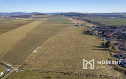 Na predaj pozemok v obci Mlynica