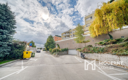 Na predaj 2-izbový byt s veľkolepou terasou na Kolibe