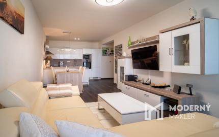 Na predaj 3-izbový byt s parkovaním v Senci