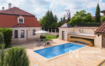 Na predaj nadštandardný rodinný dom s bazénom, Soblahov