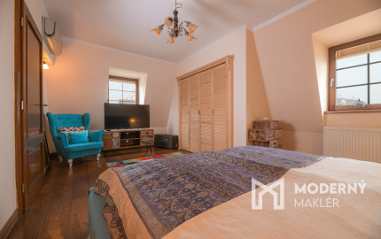 Na predaj nadštandardný rodinný dom s bazénom, Soblahov