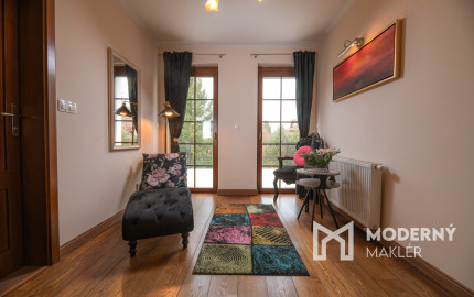 Na predaj nadštandardný rodinný dom s bazénom, Soblahov