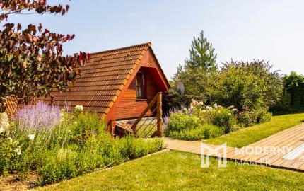 Na predaj impozantný rodinný dom v Ivanovciach