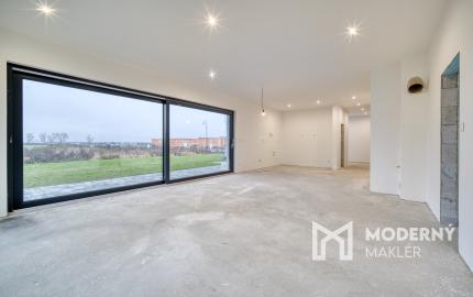 Na predaj 4-izbový rodinný dom v Chorvátskom Grobe