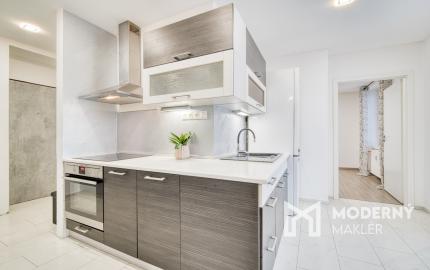 Na prenájom kompletne zariadený 2-izbový byt v centre Malaciek