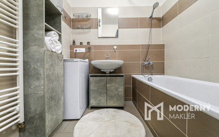 REZERVOVANÉ: Na predaj moderný 2-izbový byt na Zlatovskej ulici v Trenčíne