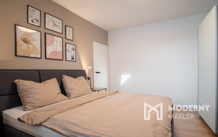 Na prenájom štýlový 3-izbový mezonet v historickom centre Trnavy