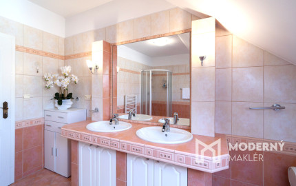 Na predaj 6-izbový rodinný v Zamarovciach