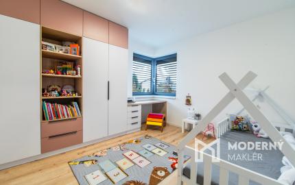 Na predaj 3-izbový byt v Trenčíne