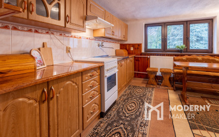 Na predaj 2-generačný rodinný dom v obci Zámutov