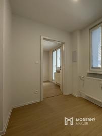 Na prenájom 2-izbový byt v centre Dubnice nad Váhom