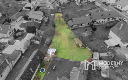 Na predaj pozemok v obci Uhrovec