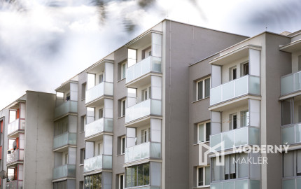 Na predaj 4-izbový byt vo Vrbovom