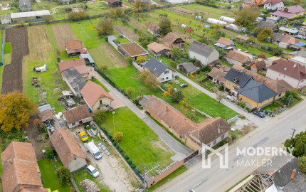 Na predaj rodinný dom so slnečným pozemkom-Veľké Chlievany