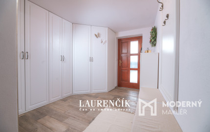 Na predaj veľkorysý 7-izbový rodinný dom v obci Podlužany