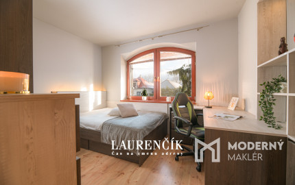 Na predaj veľkorysý 7-izbový rodinný dom v obci Podlužany