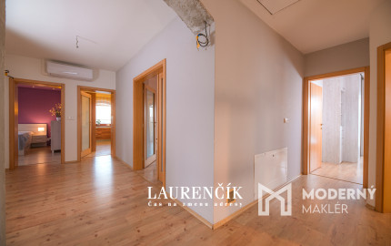 Na predaj veľkorysý 7-izbový rodinný dom v obci Podlužany