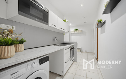 Na predaj 2,5-izbový byt s balkónom v centre mesta Malacky