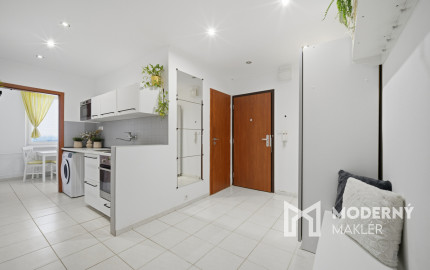 Na predaj 2,5-izbový byt s balkónom v centre mesta Malacky