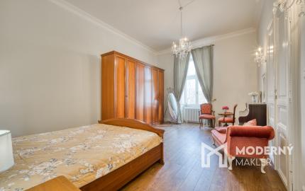 Na prenájom exkluzívny 3-izbovy byt v Starom Meste